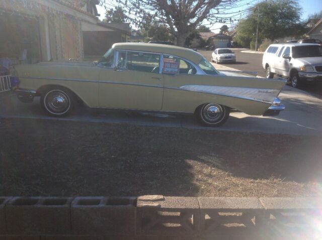 1957 Coronado Yello Chevrolet Bel Air/150/210 Hard Top