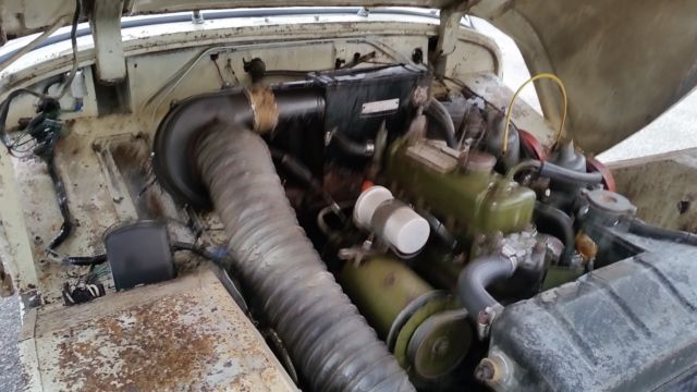 1958 White Austin Healey Sprite Convertible