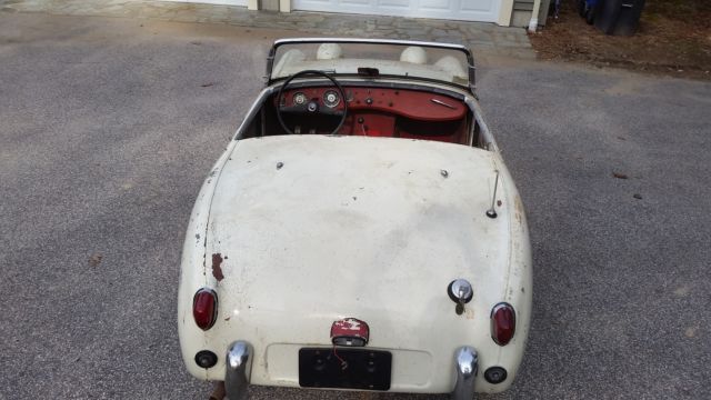 1958 White Austin Healey Sprite Convertible
