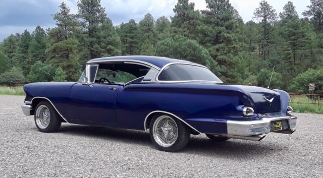 1958 White/Green Chevrolet Bel Air/150/210 Sedan