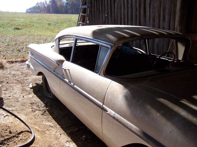 1958 Egg Shell Chevrolet Bel Air/150/210 Sedan