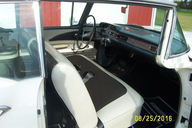 1958 White Chevrolet Bel Air/150/210