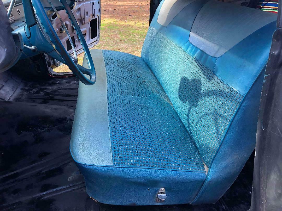 1958 Black Chevrolet Biscayne 4 DOOR (REAR HANDLES SHAVED)