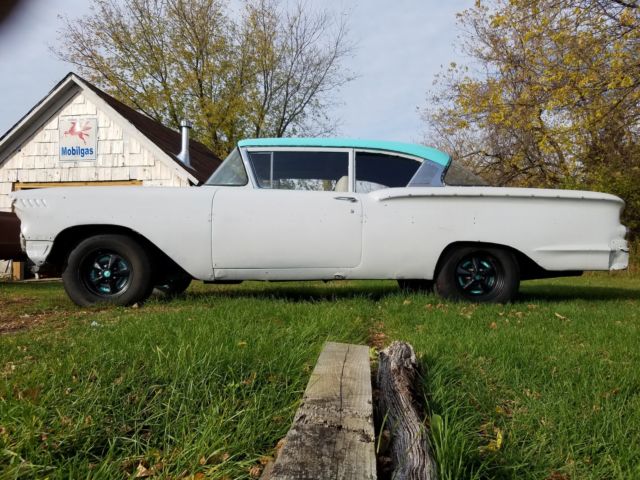 1958 Light grey Chevrolet Bel Air/150/210 Sedan