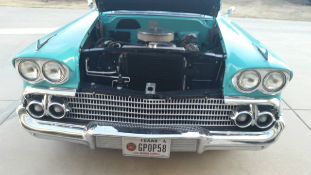 1958 Turquoise Chevrolet Bel Air/150/210