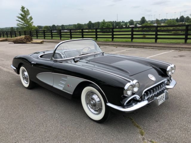 1958 BLACK Chevrolet Corvette Convertible