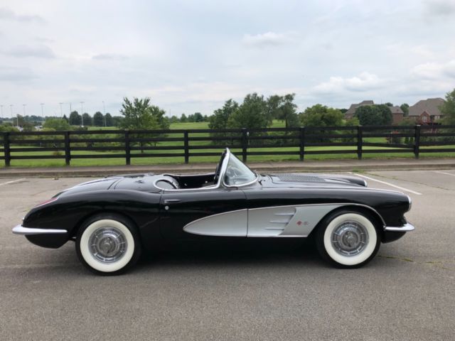 1958 BLACK Chevrolet Corvette Convertible