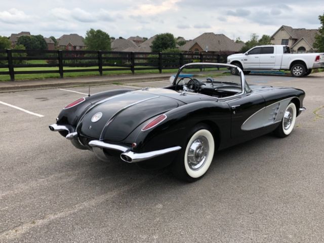 1958 BLACK Chevrolet Corvette Convertible