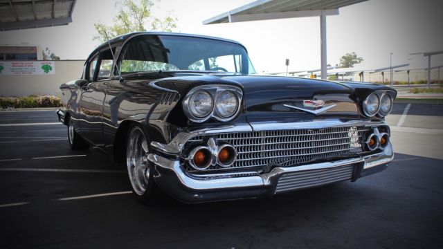 1958 TRIPPLE BLACK Chevrolet DELRAY RESTOMOD 2door