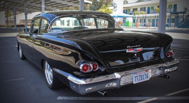 1958 TRIPPLE BLACK Chevrolet DELRAY RESTOMOD 2door