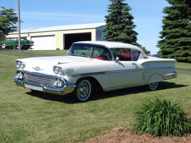 1958 White Chevrolet Impala Hardtop