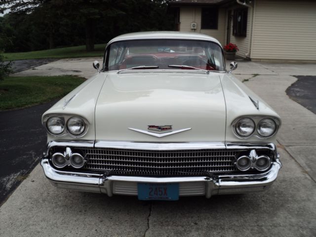 1958 White Chevrolet Impala Hardtop
