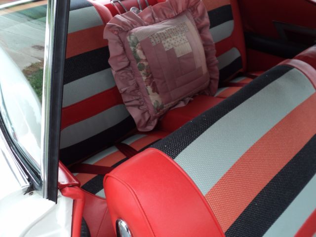 1958 White Chevrolet Impala Hardtop