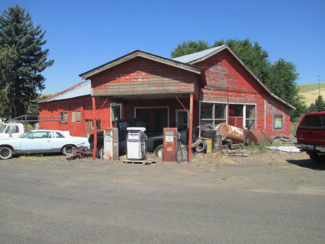 1958 black Ford F-250 pickup