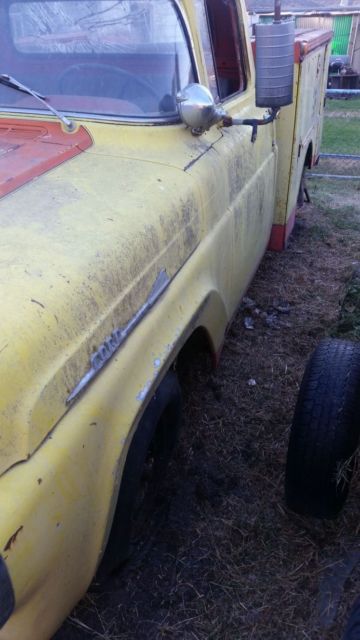 1958 Yellow Ford F-100 Crew Cab Pickup