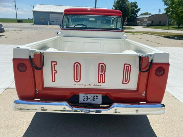 1958 Ford F-100