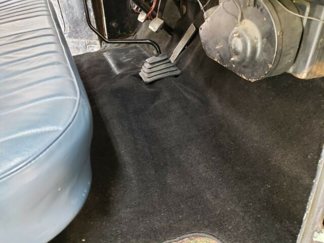 1958 Brown Ford F-100 Standard Cab Pickup