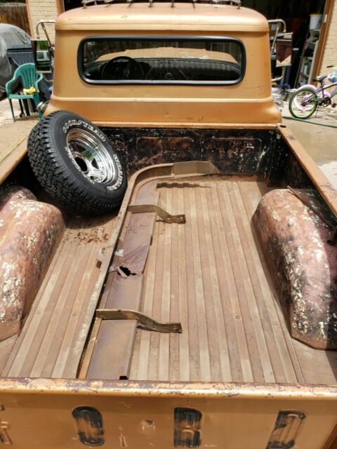 1958 Brown Ford F-100 Standard Cab Pickup