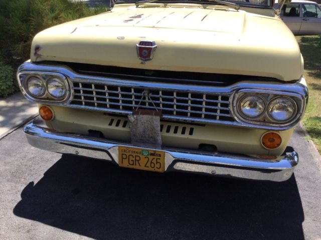 1958 Pale yellow Ford F-100 Standard