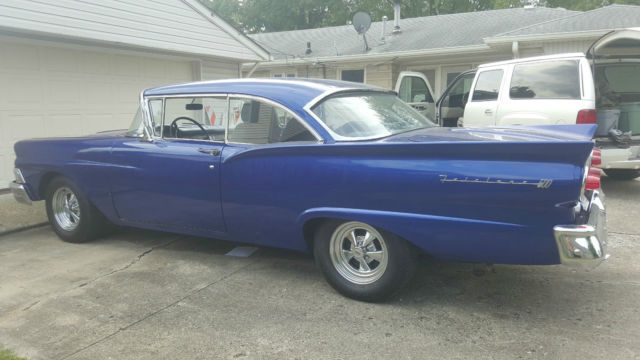 1958 Blue Ford Fairlane U/K