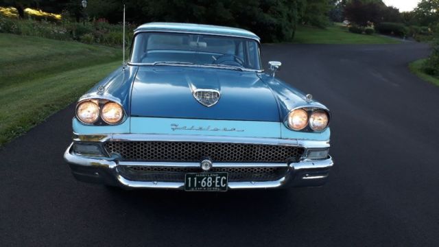1958 Blue Ford Fairlane 4s