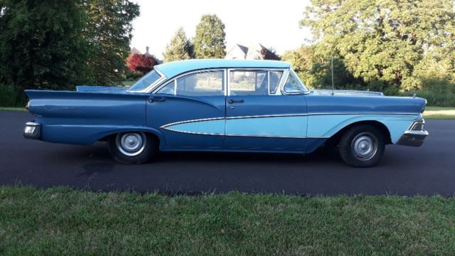 1958 Blue Ford Fairlane 4s