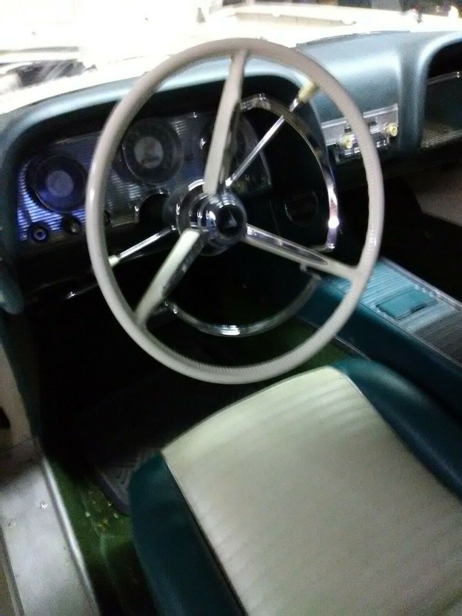 1958 White Ford Thunderbird Coupe