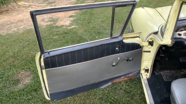 1958 Yellow Chevrolet Impala Sedan