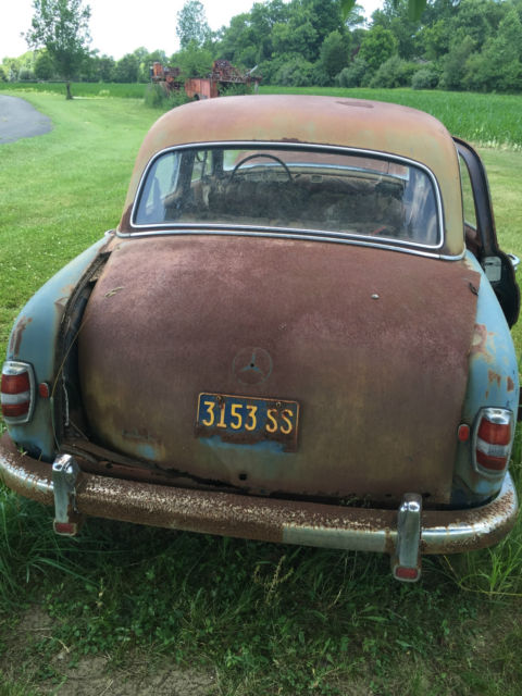 1958 Mercedes-Benz 200-Series U/K