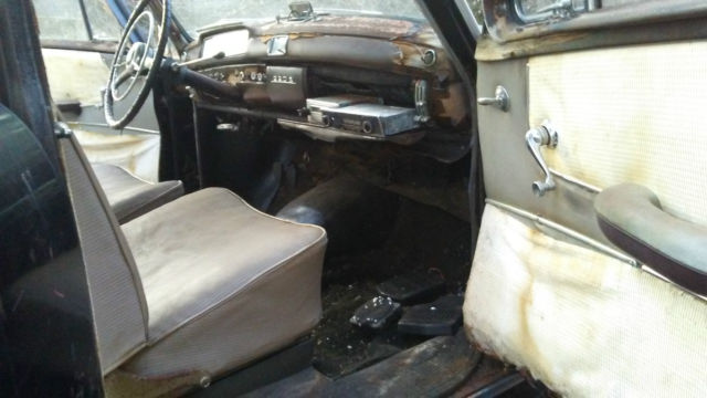 1958 Black Mercedes-Benz 200-Series Coupe 4 door