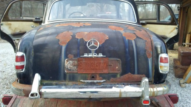 1958 Black Mercedes-Benz 200-Series Coupe 4 door