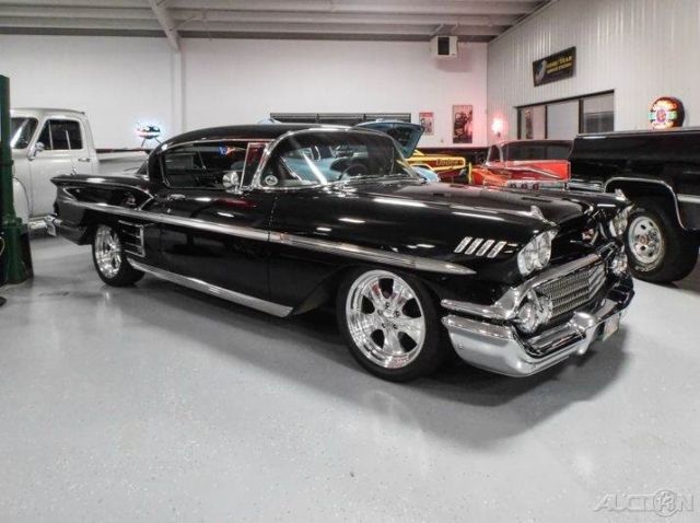 1958 Purple Chevrolet Biscayne