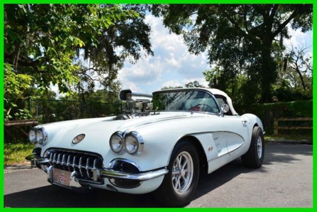1958 White Chevrolet Corvette