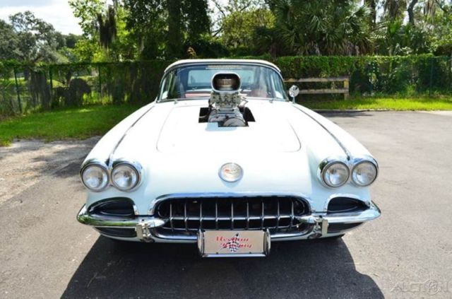 1958 White Chevrolet Corvette
