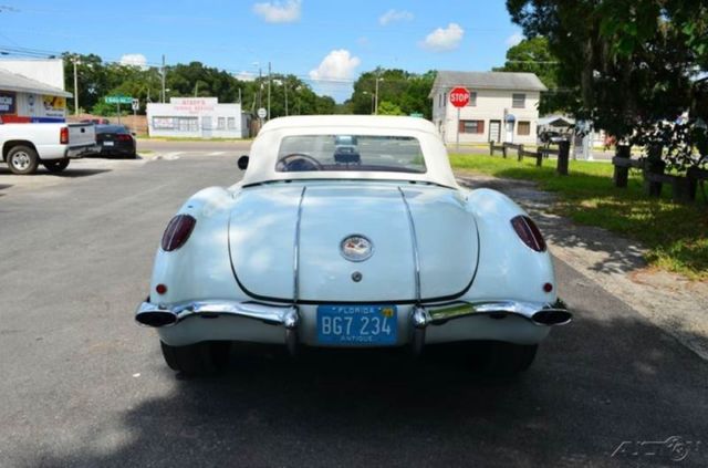 1958 White Chevrolet Corvette