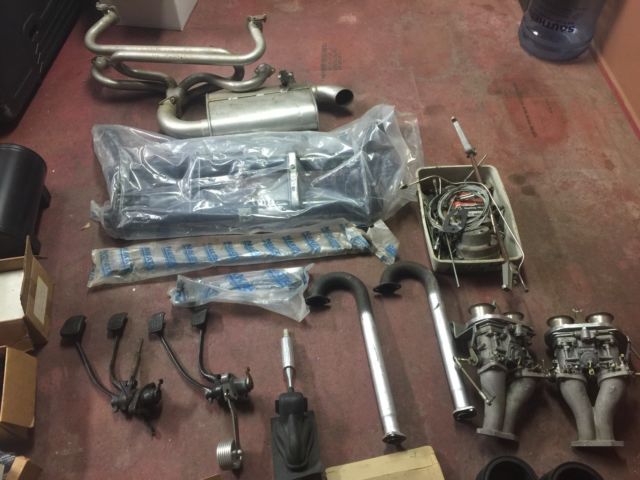 1958 gold Volkswagen Beetle - Classic Sedan