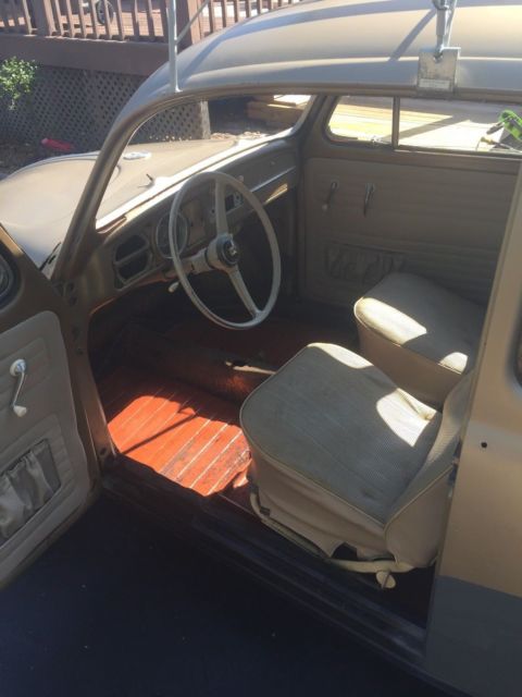 1958 gold Volkswagen Beetle - Classic Sedan