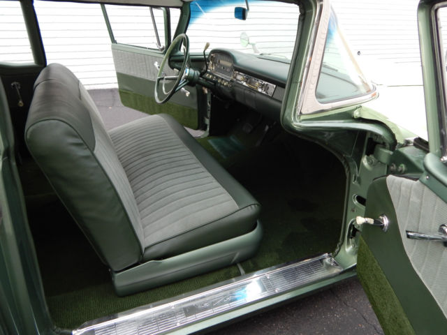 1959 2-TONE GREEN Ford 2-DOOR COUNTRY SEDAN 2-DOOR STATION WAGON