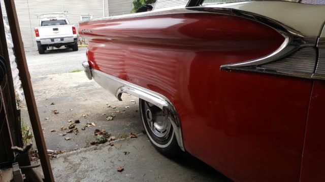 1959 Wht & Red Ford Galaxie
