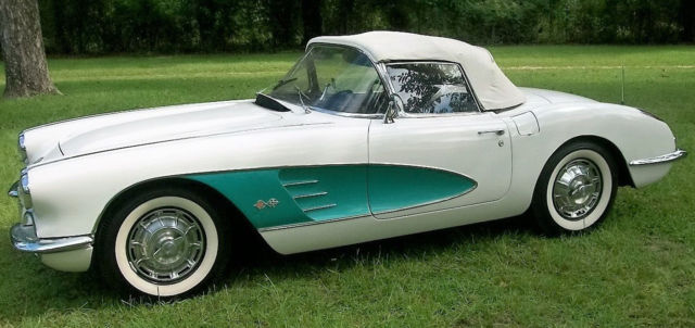 1959 White Chevrolet Corvette Convertible