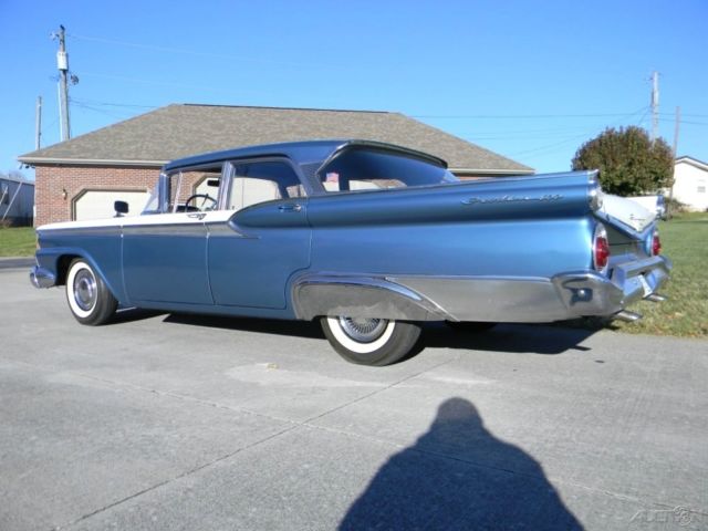 1959 Blue Ford Fairlane