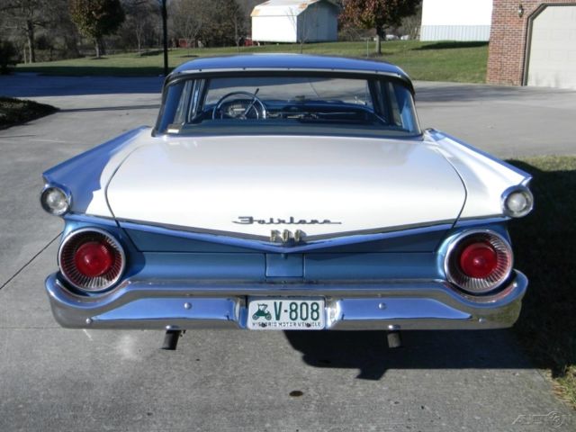 1959 Blue Ford Fairlane