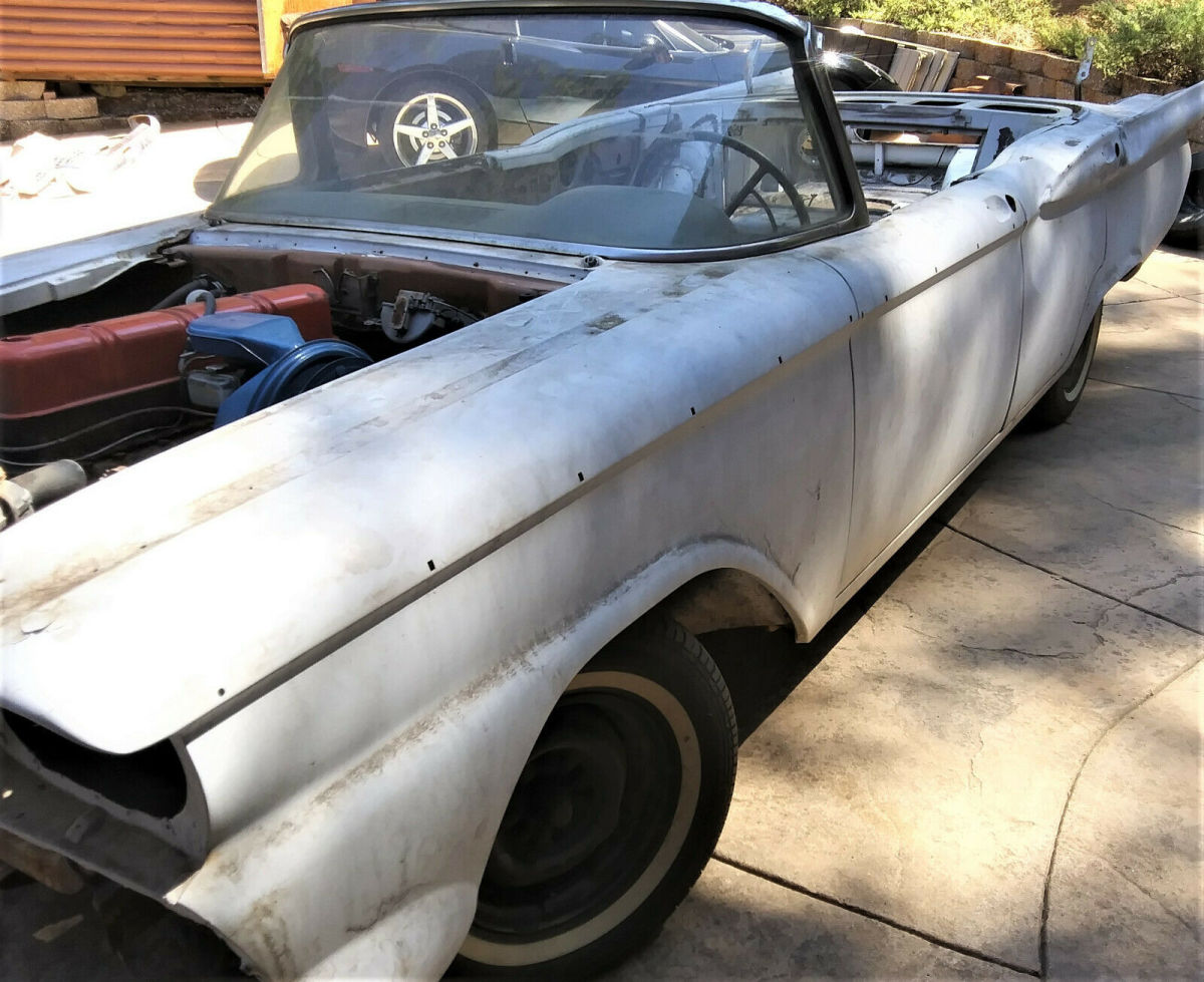 1959 Bronze Ford Custom 300 Sedan