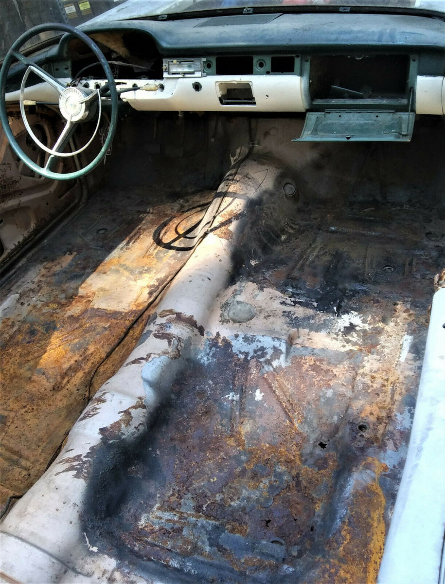 1959 Bronze Ford Custom 300 Sedan