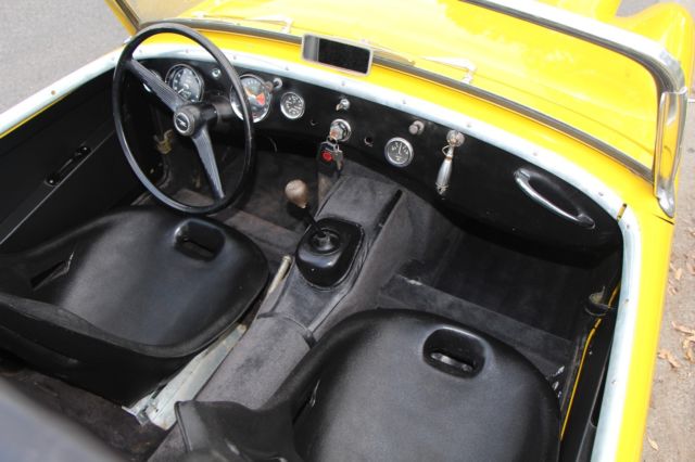 1959 Yellow Austin Healey Sprite