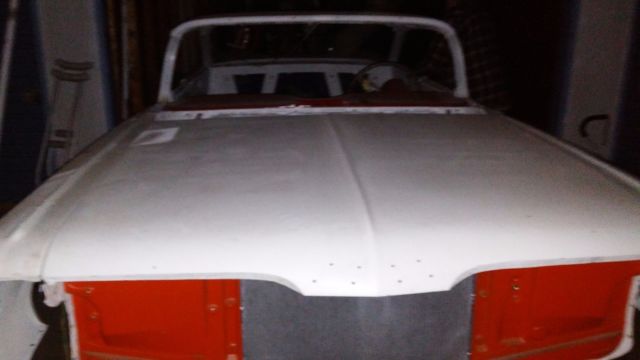 1959 White Chevrolet Impala Sedan