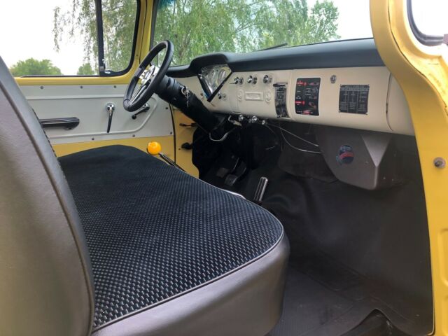 1959 YELLOW Chevrolet Other Pickups Standard Cab Pickup