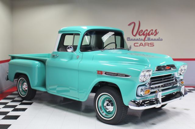 1959 Green Chevrolet Apache 3100 Pickup --