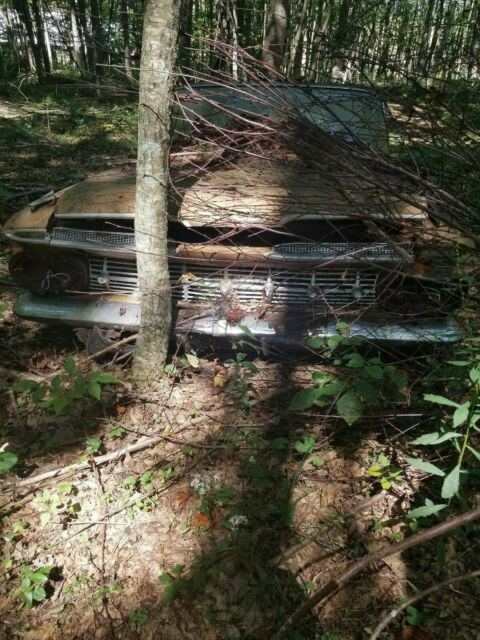 1959 Tan Chevrolet Bel Air/150/210 Sedan