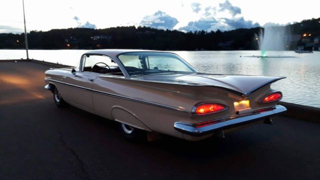 1959 Ivory Chevrolet BelAir Coupe
